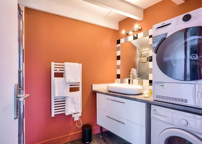 : Superb Near St-jean Station Bordeaux